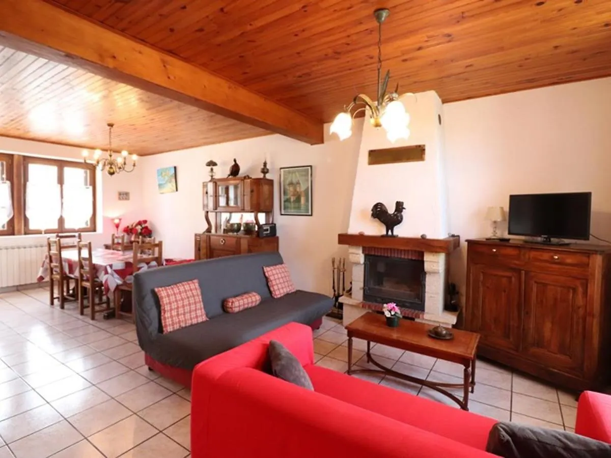 Maison A Drugeac 4 Chambres, Jardin Et Animaux Acceptes - Fr-1-742-188 0*,  France